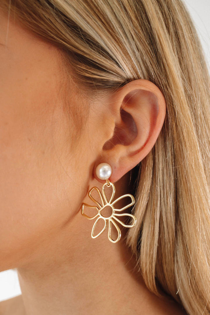 Forever Blooming Earrings - White – The Impeccable Pig